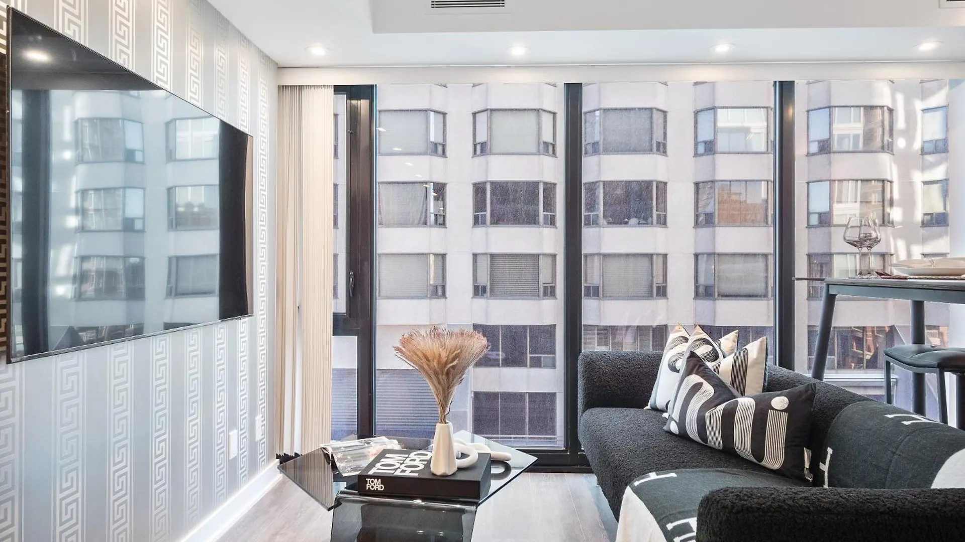 Yorkville Plaza Suites 多伦多 5*,  加拿大