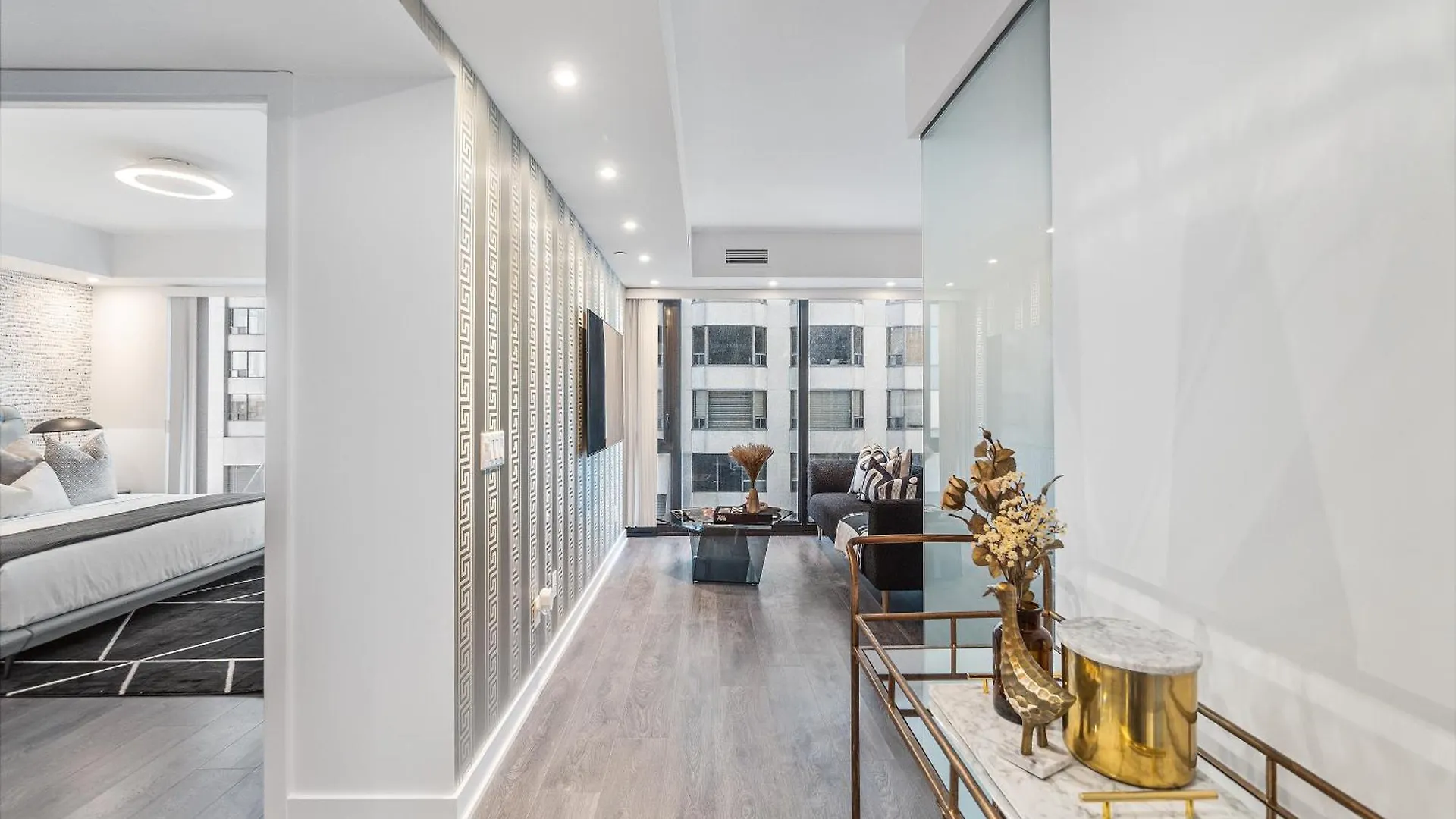 Yorkville Plaza Suites 多伦多 5*,